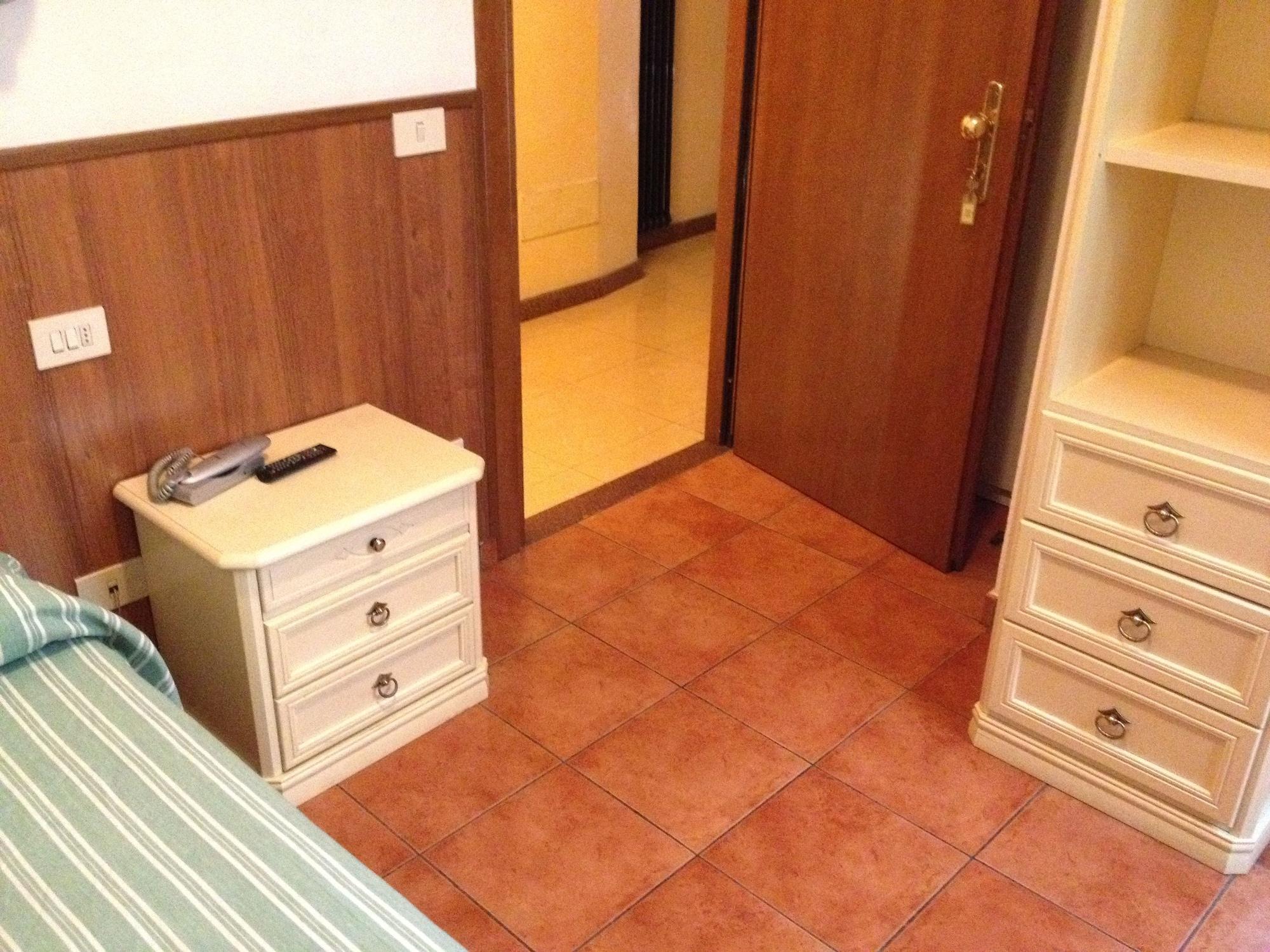 Albergo Sonia Florencia Exterior foto