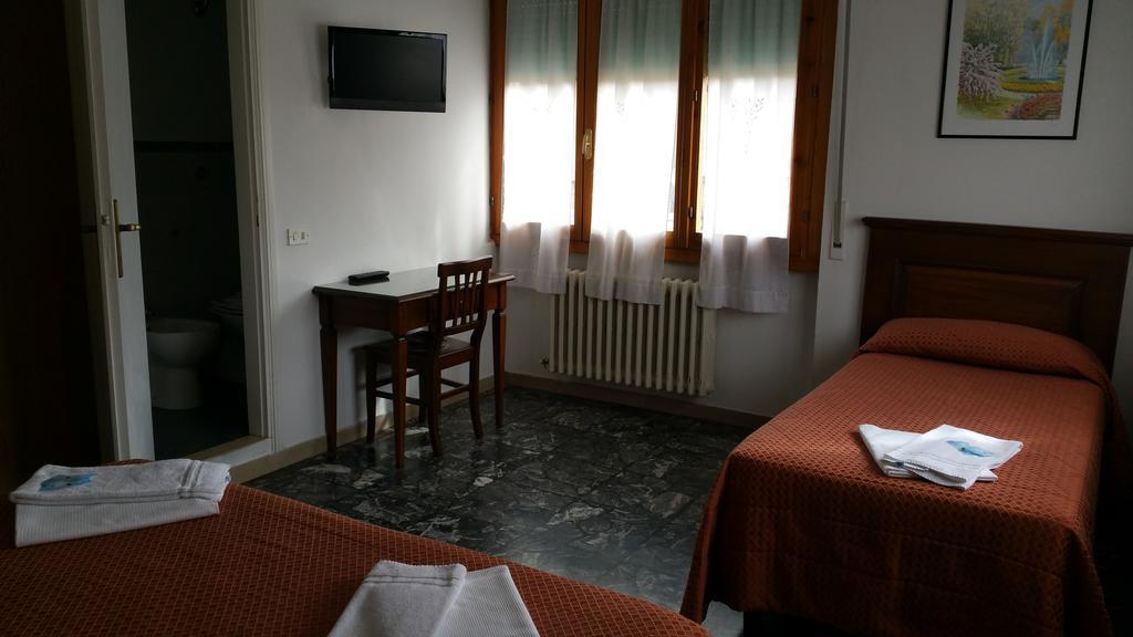 Albergo Sonia Florencia Exterior foto